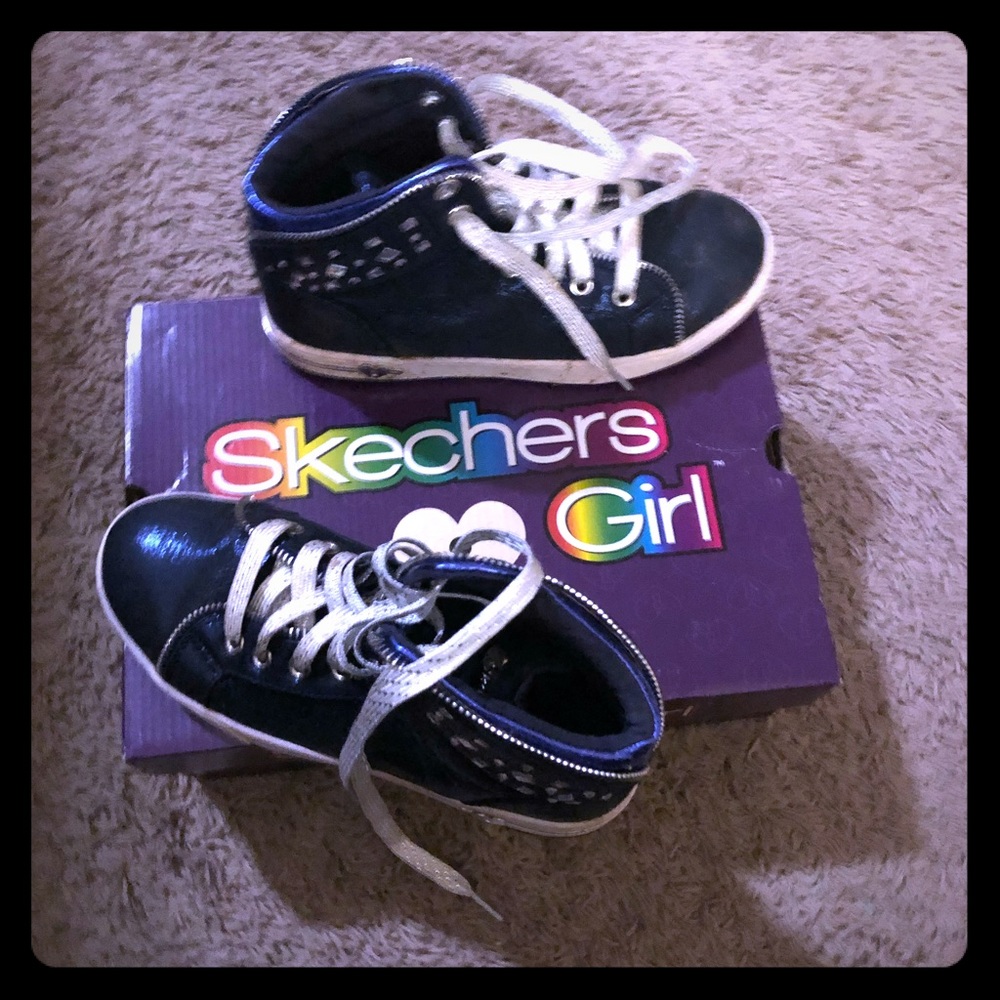 Girls’ Skechers